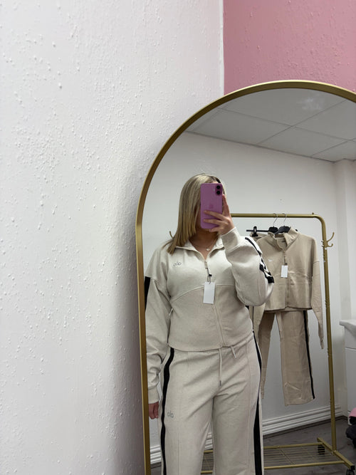 ELLIE ALO TRACKSUIT