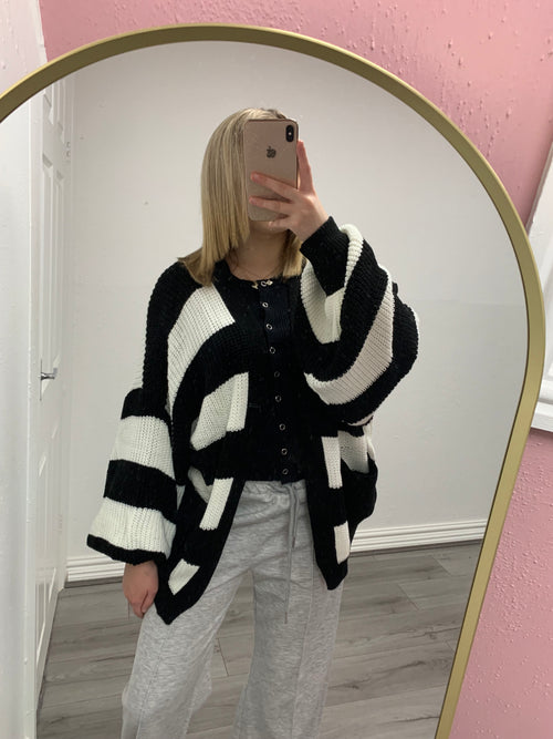 AVERY STRIPE KNITTED CARDIGAN