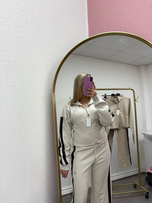 ELLIE ALO TRACKSUIT