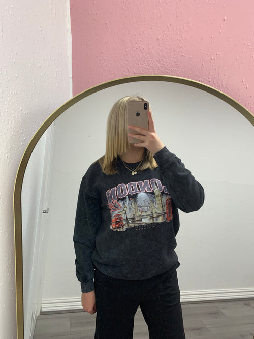 LONDON OVERSIZED SWEATSHIRT
