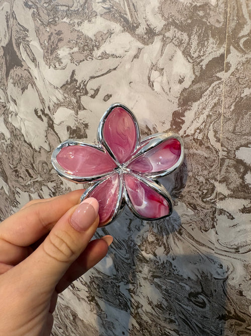LARGE FLOWER HAIR CLIPS