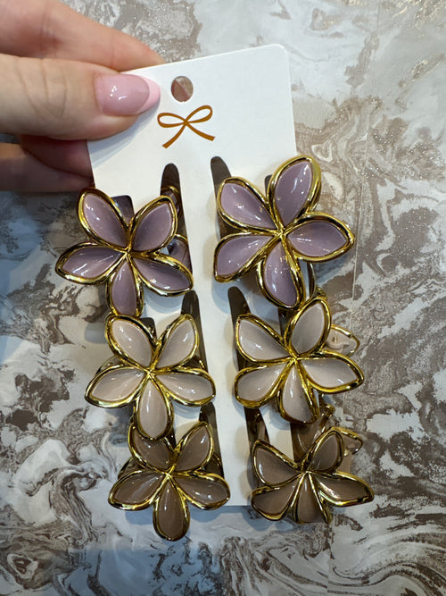 TAUPE FLOWER BUNDLE