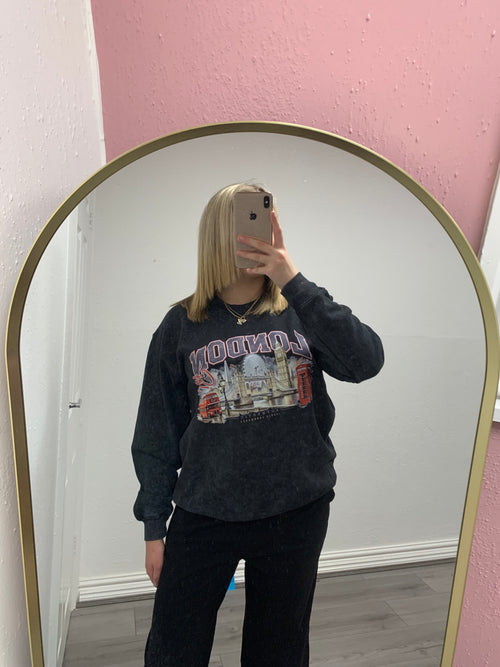 LONDON OVERSIZED SWEATSHIRT