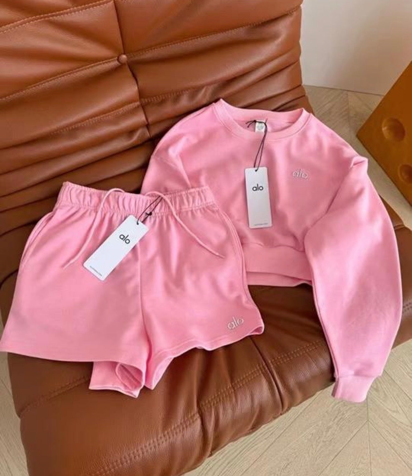 PRE ORDER PINK ALO SET