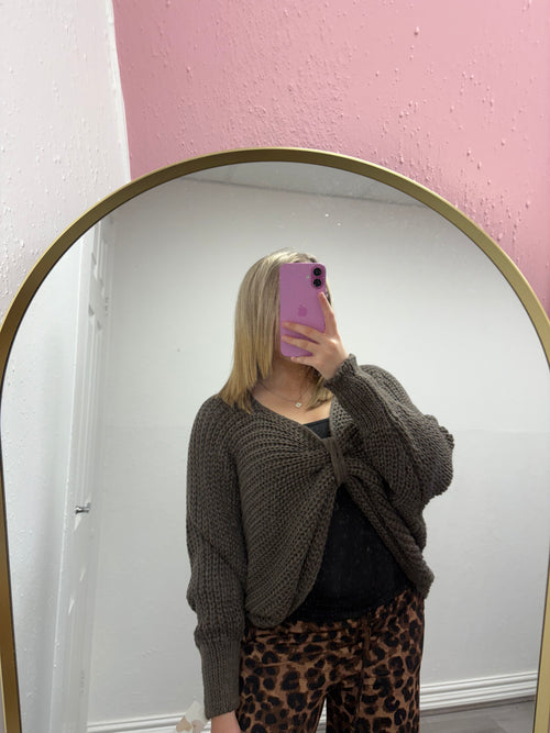 KENNEDY KNITTED BOW JUMPER