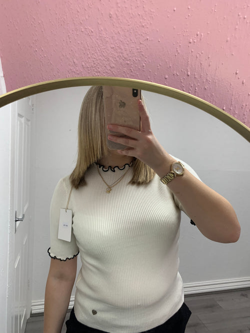 REMY FRILL KNITTED TOP