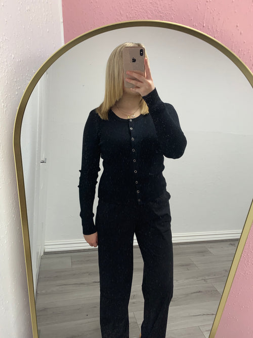 NYLA BUTTON UP TOP