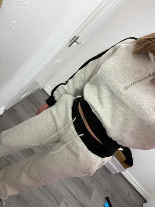 MIRA QUARTER ZIP STRIPE TRACKSUIT