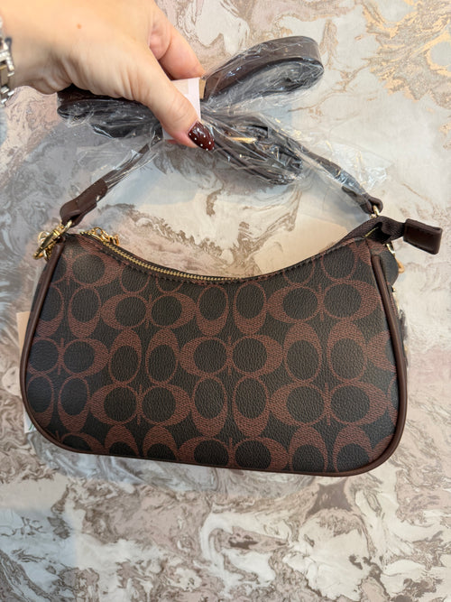 COACH SHOULDER BAG