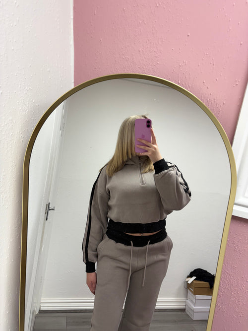 MIRA QUARTER ZIP STRIPE TRACKSUIT