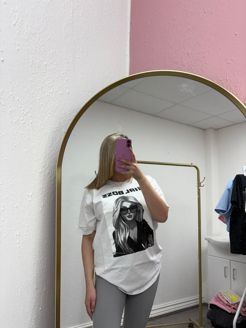 GRACE GIRL BOSS TSHIRT