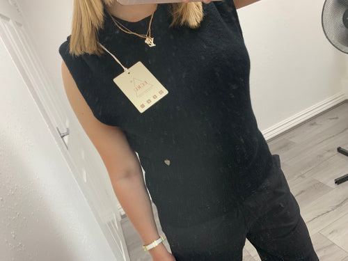 INDIE RUCHED SHOULDER TOP