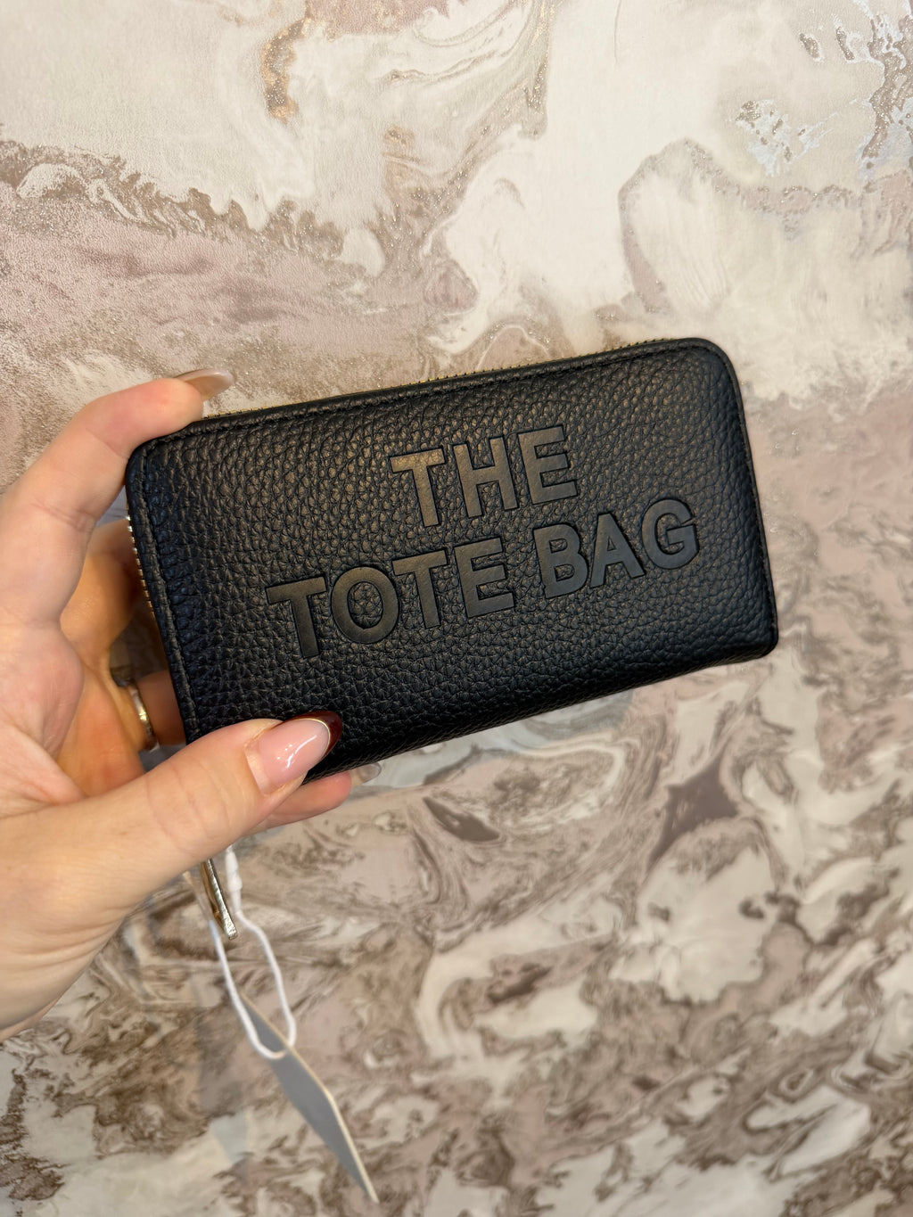 THE TOTE PURSE