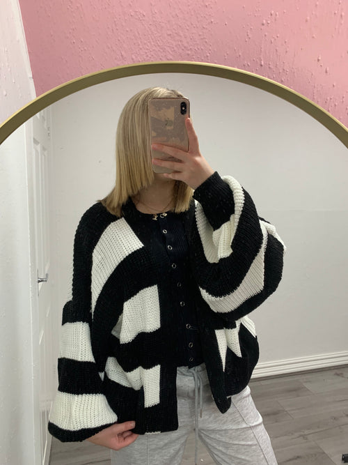 AVERY STRIPE KNITTED CARDIGAN