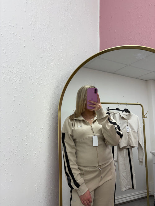 ELLIE ALO TRACKSUIT