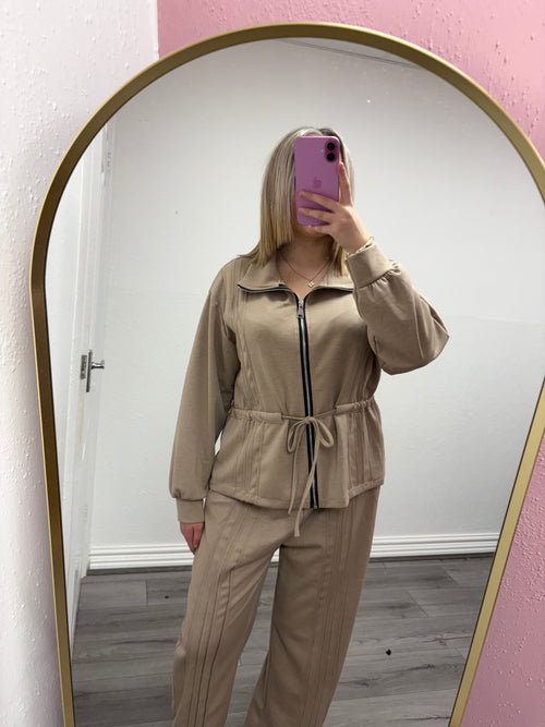ASTRID TIE UP SET