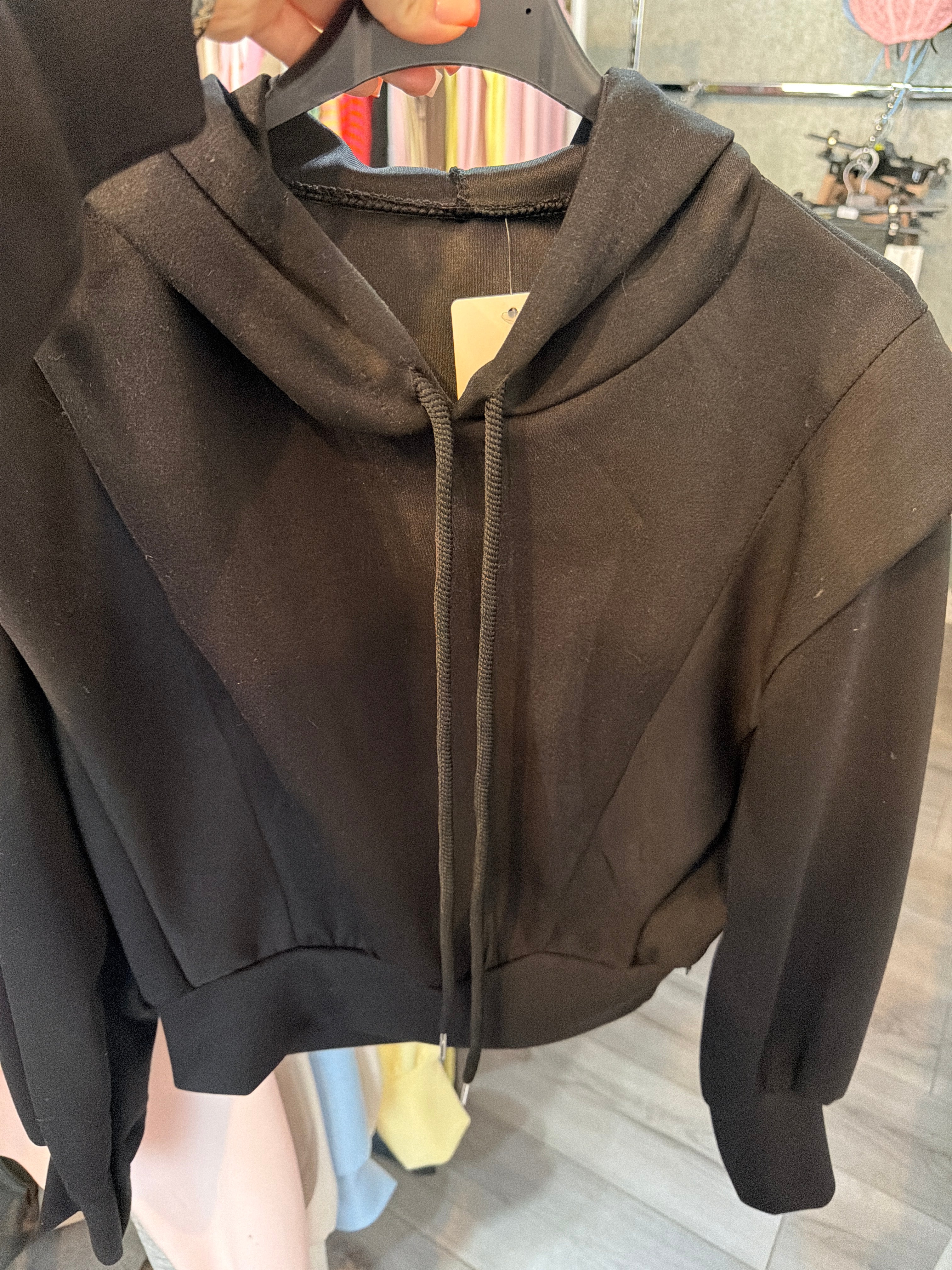 SARAH CROPPED HOODIE