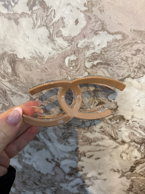 CHANEL HAIR CLIP