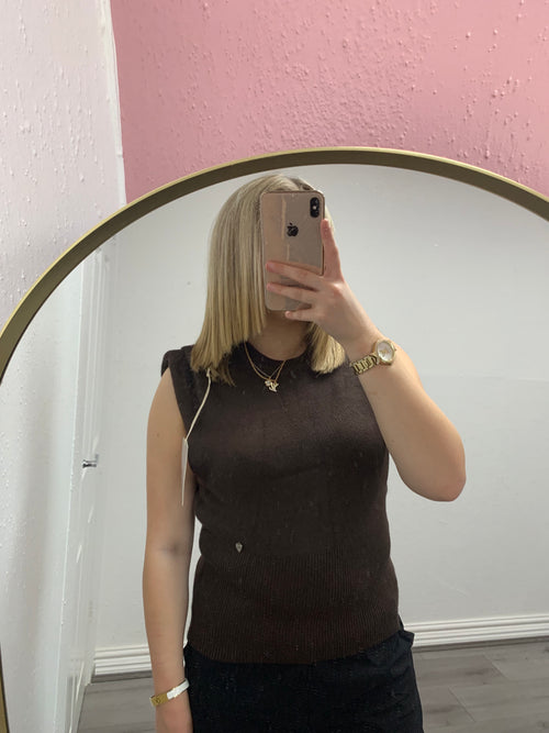 INDIE RUCHED SHOULDER TOP