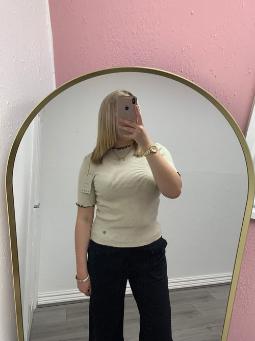 REMY FRILL KNITTED TOP