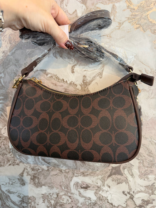 COACH SHOULDER BAG