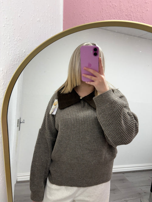 AUTUMN COLLAR KNIT JUMPER