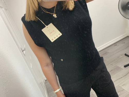 INDIE RUCHED SHOULDER TOP