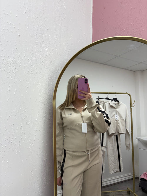 ELLIE ALO TRACKSUIT