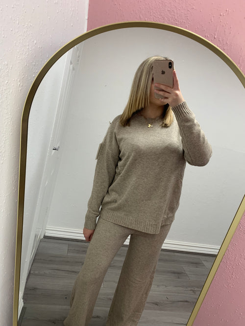 REAGAN KNITTED LOUNGE SET