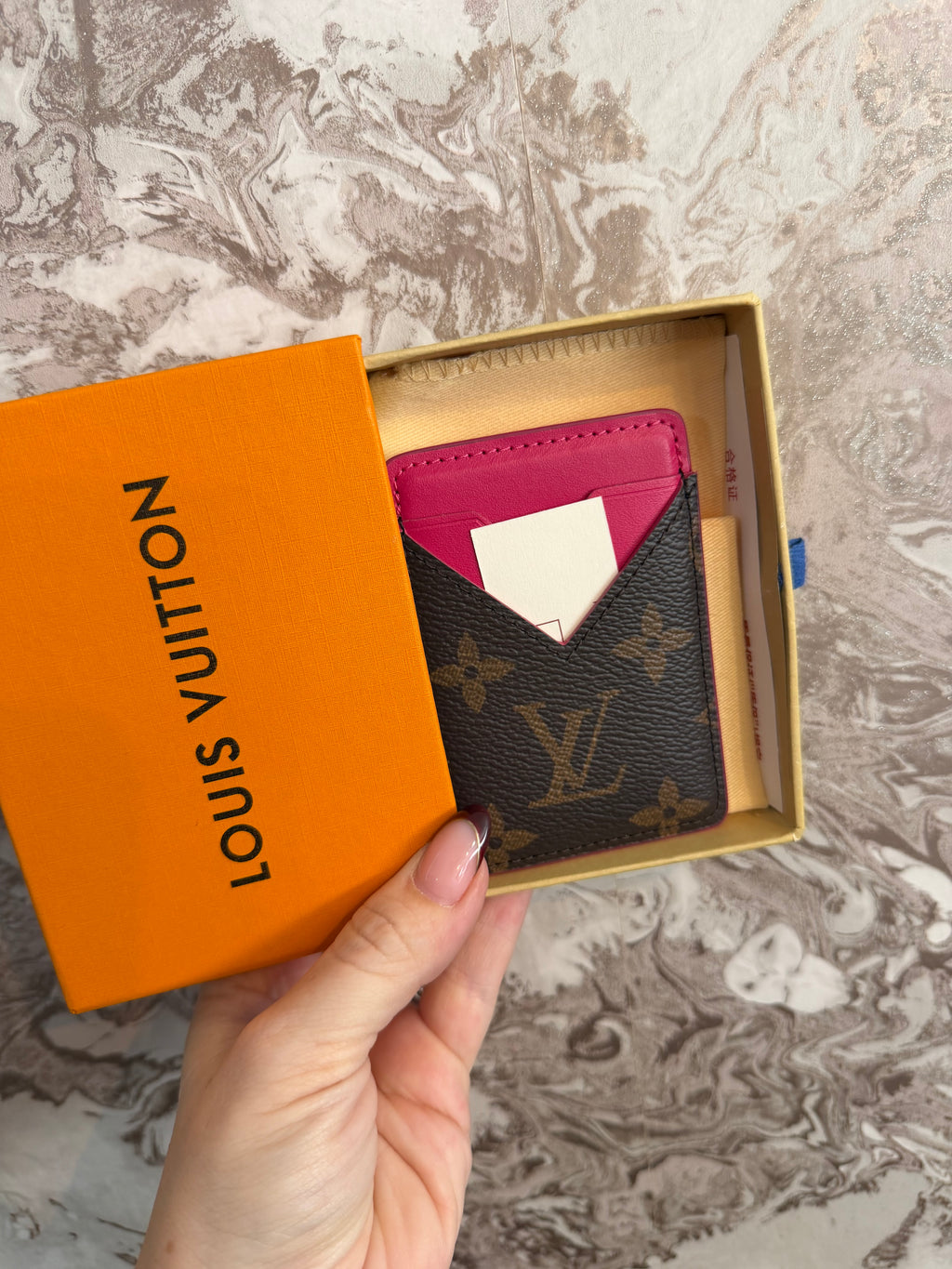 Louis Vuitton Magnetic Card Wallet