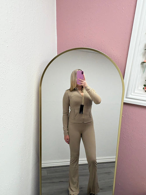 VERITY GOLD ZIP UP GYM SET