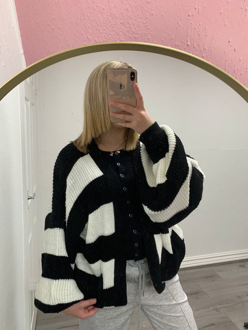 AVERY STRIPE KNITTED CARDIGAN