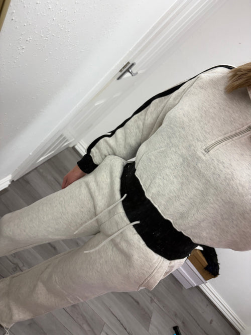 MIRA QUARTER ZIP STRIPE TRACKSUIT