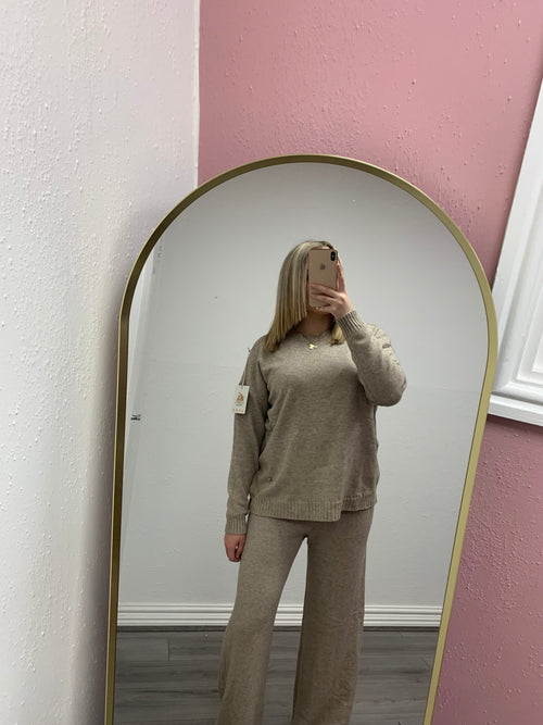 REAGAN KNITTED LOUNGE SET