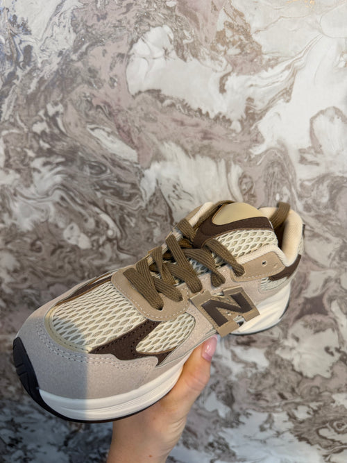 NEW BALANCE TRAINERS