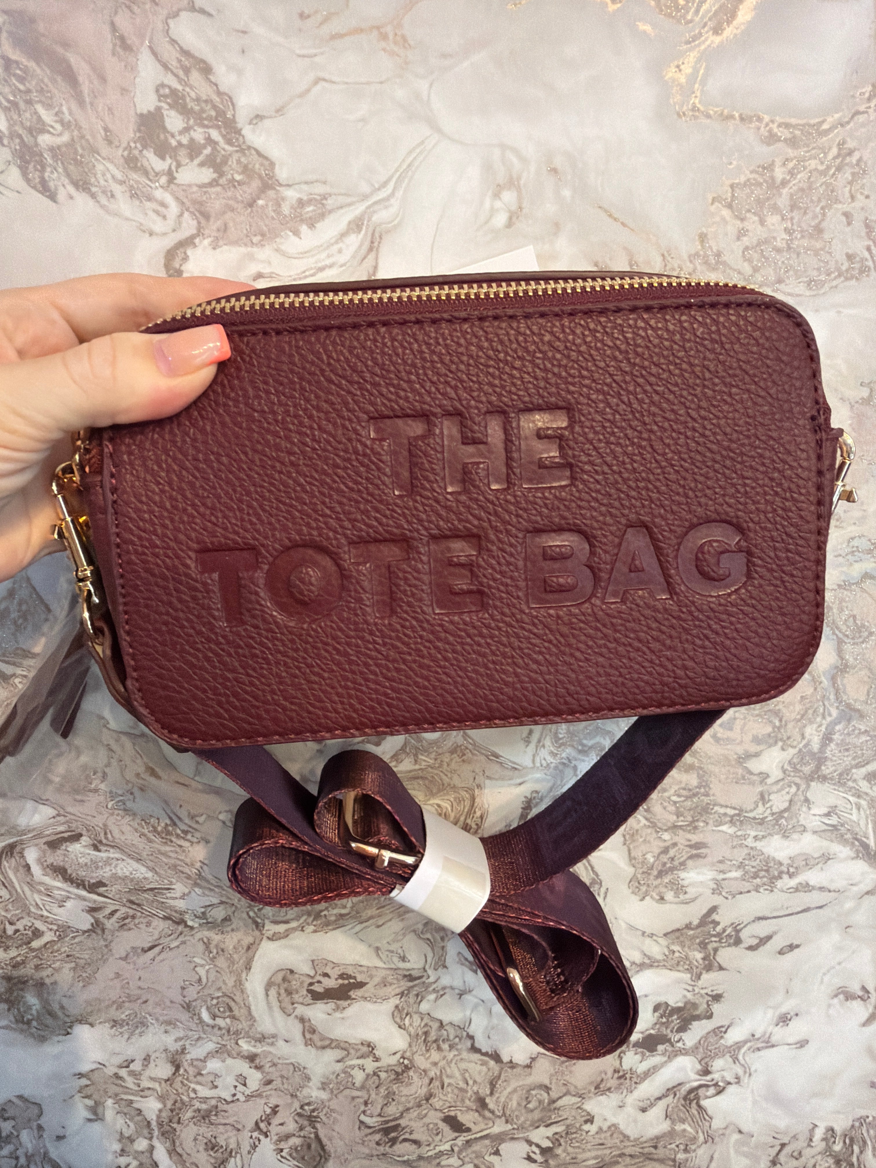 THE TOTE BAG