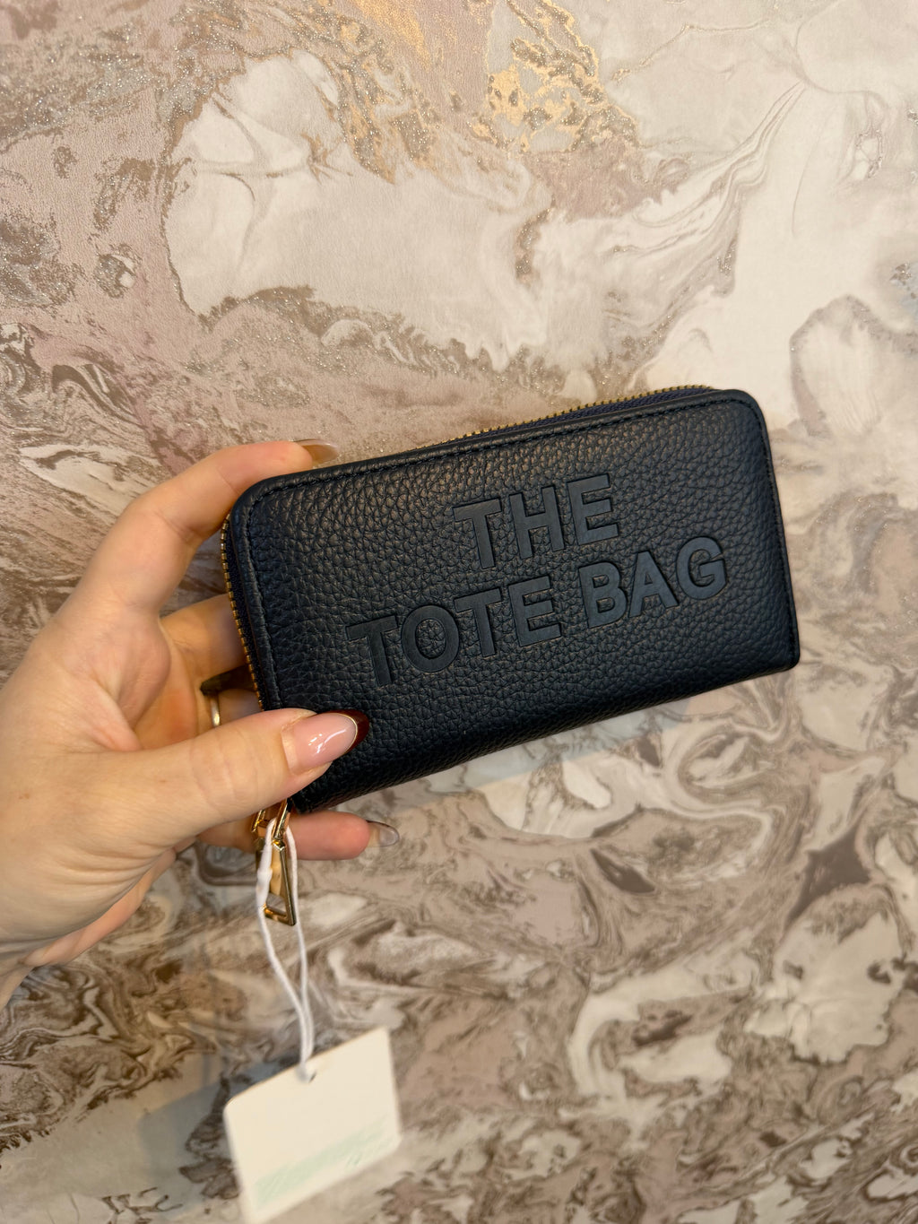 THE TOTE PURSE