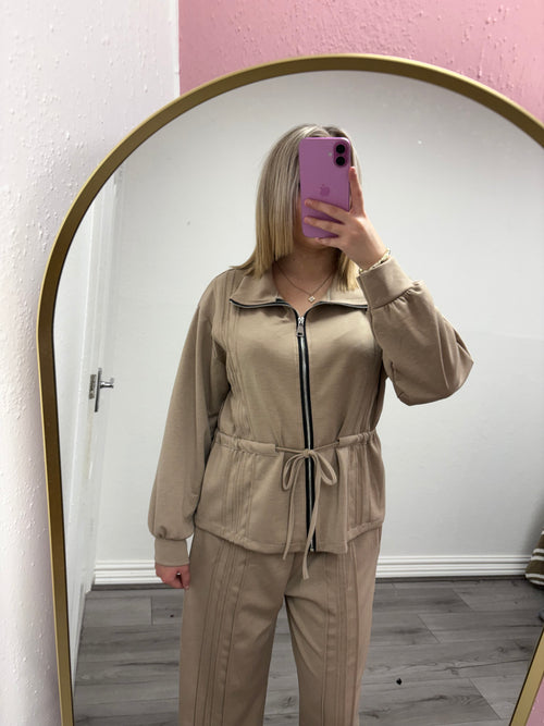 ASTRID TIE UP SET