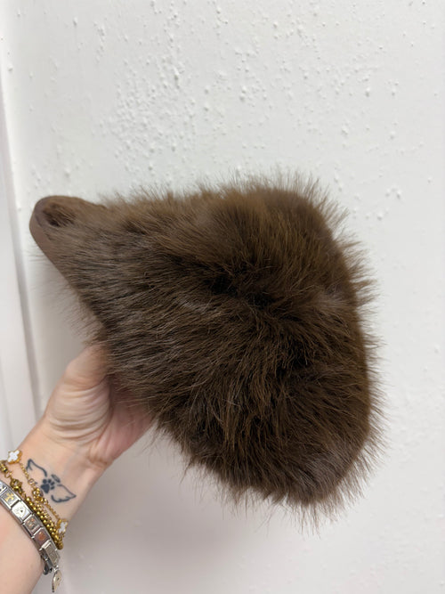 DAISY FLUFFY XXL SLIPPERS