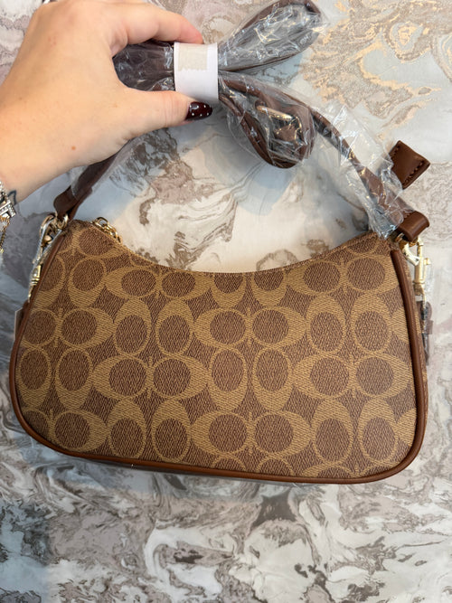 COACH SHOULDER BAG