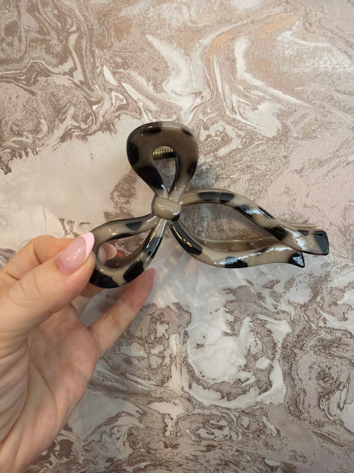 LEOPARD PRINT 3D BOW