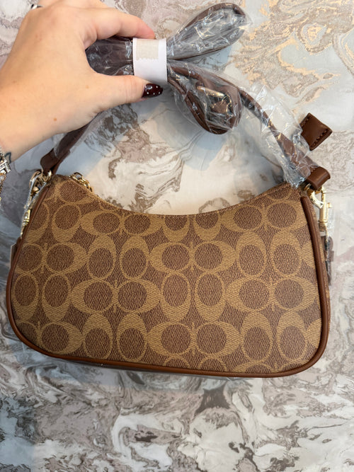 COACH SHOULDER BAG