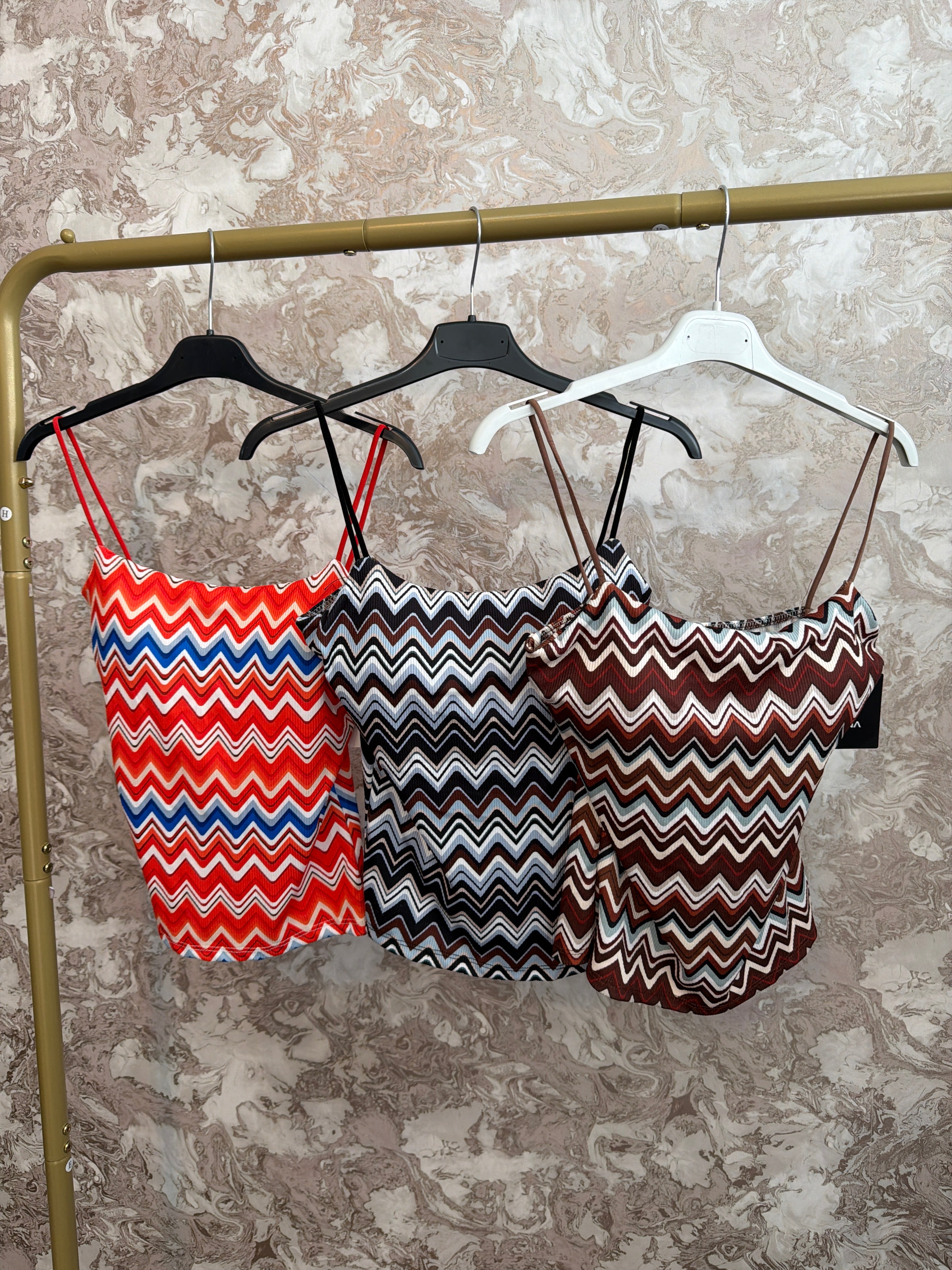 AMBER ZIG ZAG VEST TOP