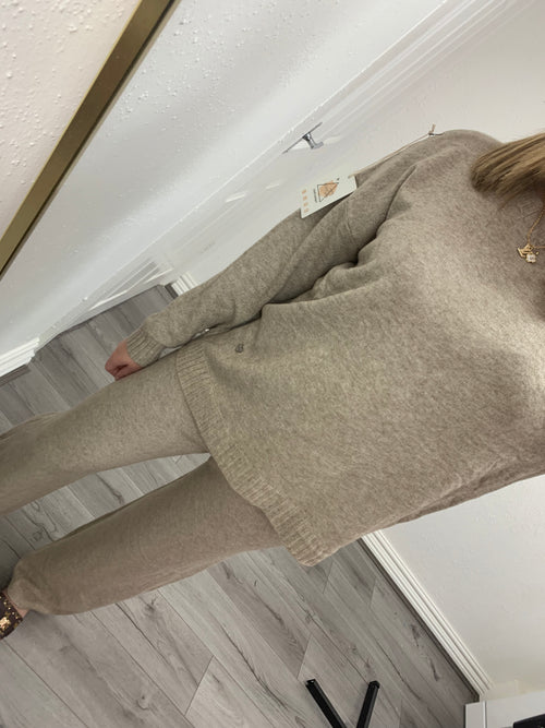 REAGAN KNITTED LOUNGE SET
