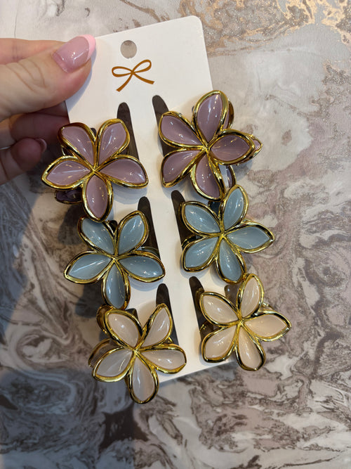 TAUPE, BLUE AND BEIGE FLOWER BUNDLE