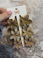 TAUPE FLOWER BUNDLE CLIPS