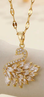DIAMONTE SWAN NECKLACE
