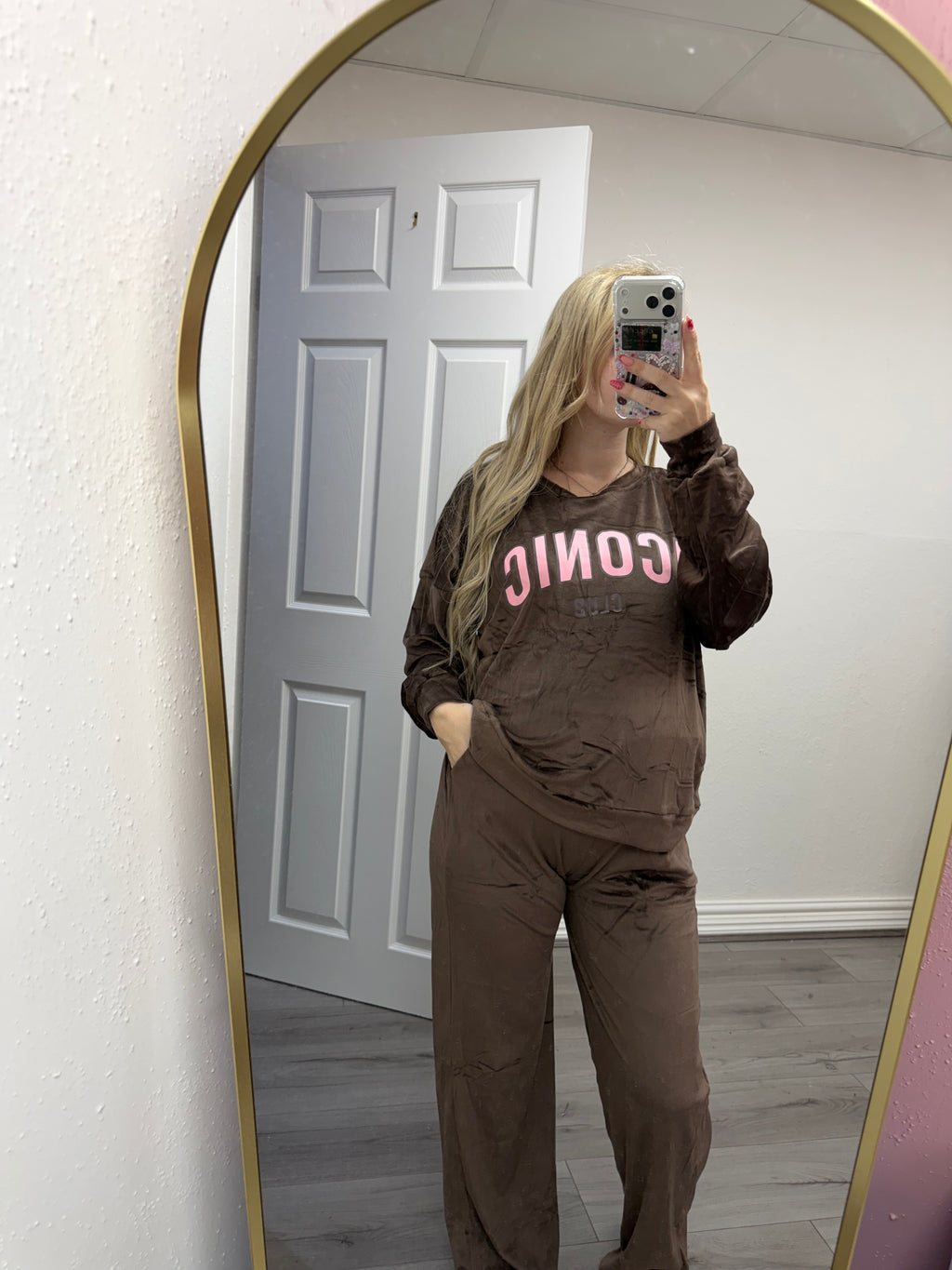 Iris Iconic Club Velour Set