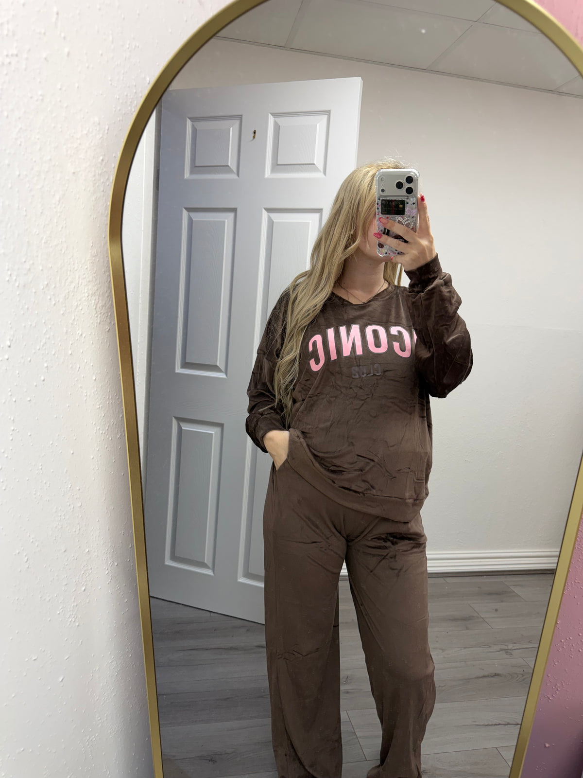 Iris Iconic Club Velour Set