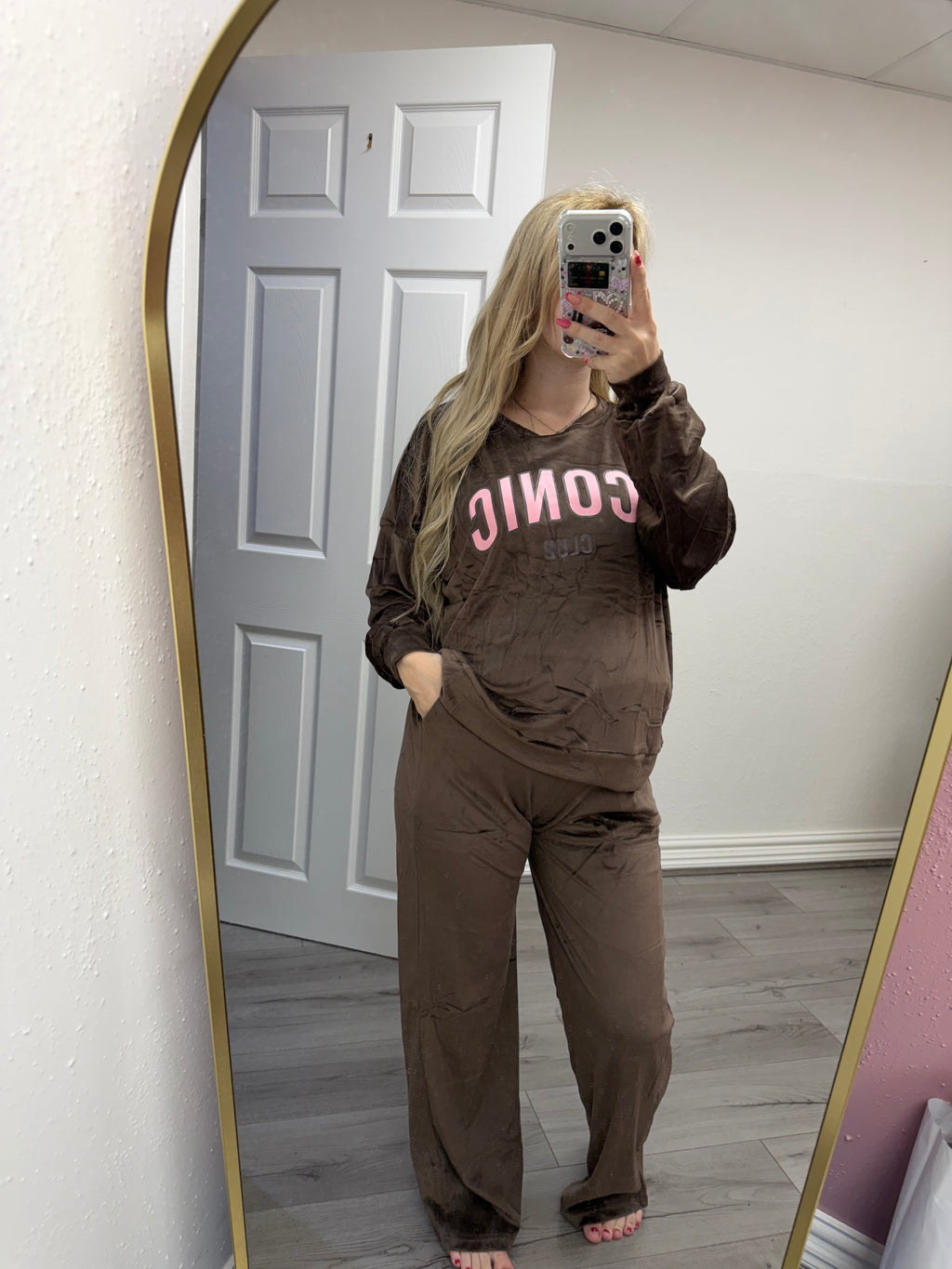 Iris Iconic Club Velour Set